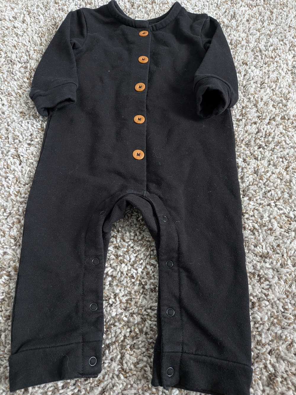 Nordstrom Classic Black Baby Footie with Wood-Tone Buttons Size 9 Months